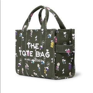 Marc Jacob peanuts tote bag